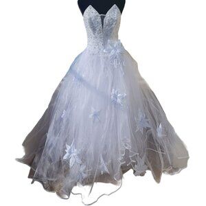 Luxurious Couture Embroidered Crystals Lilies Flowers Runway Wedding Dress Gown